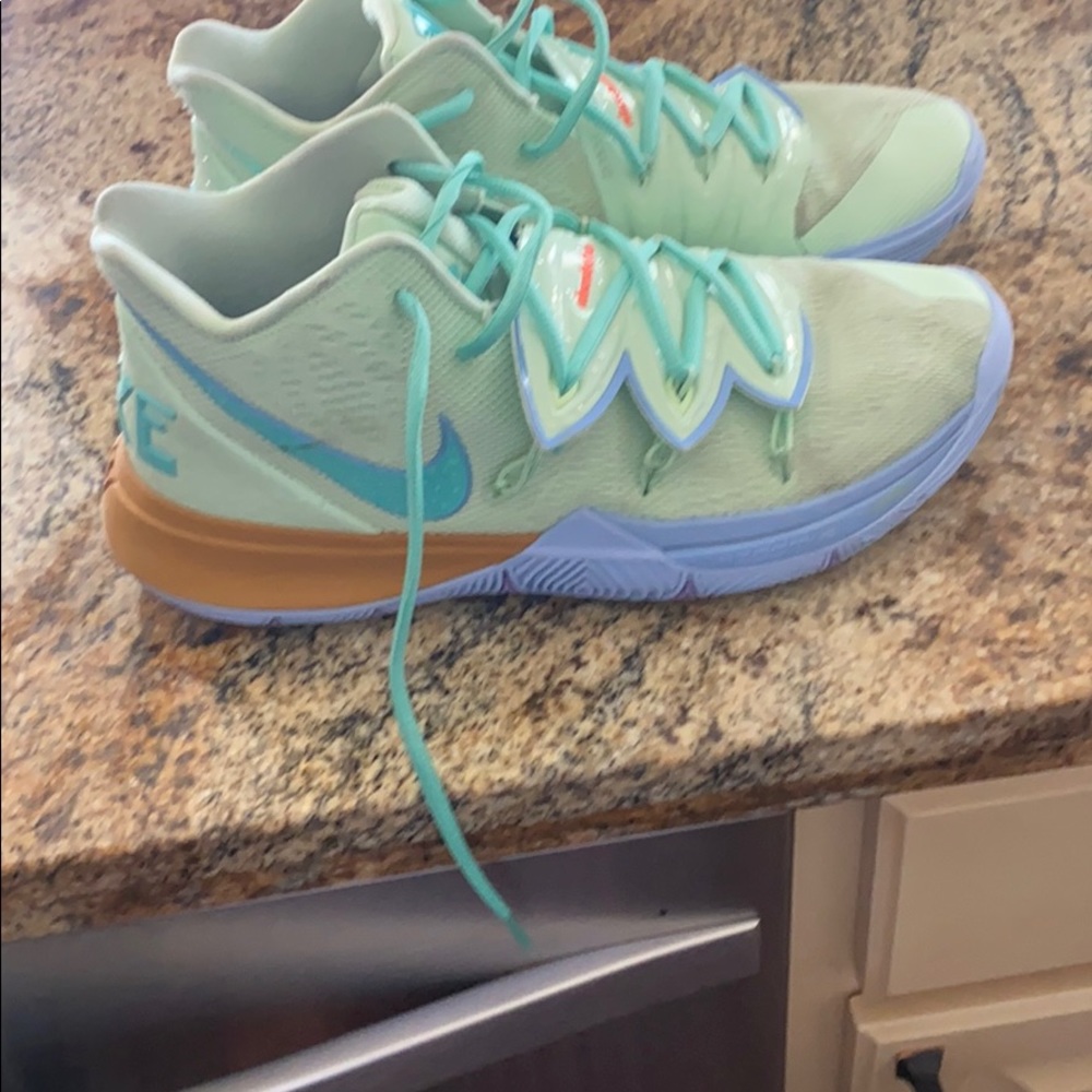 Kyrie 5 squidwards